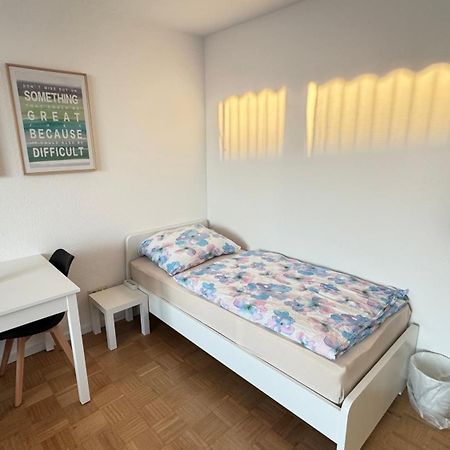 Monteur & Messezimmer Ratingen-Duesseldorf ภายนอก รูปภาพ