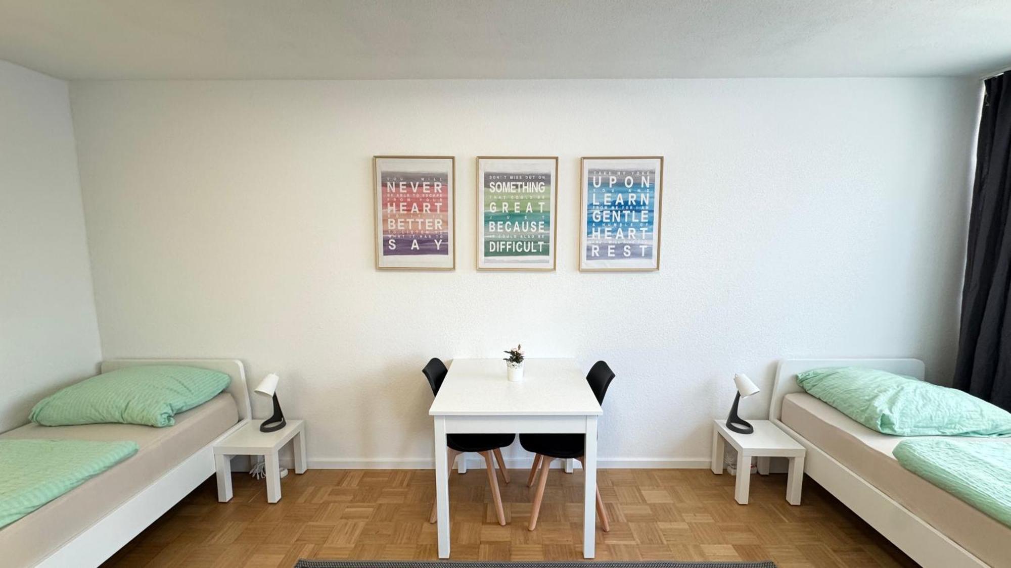 Monteur & Messezimmer Ratingen-Duesseldorf ภายนอก รูปภาพ